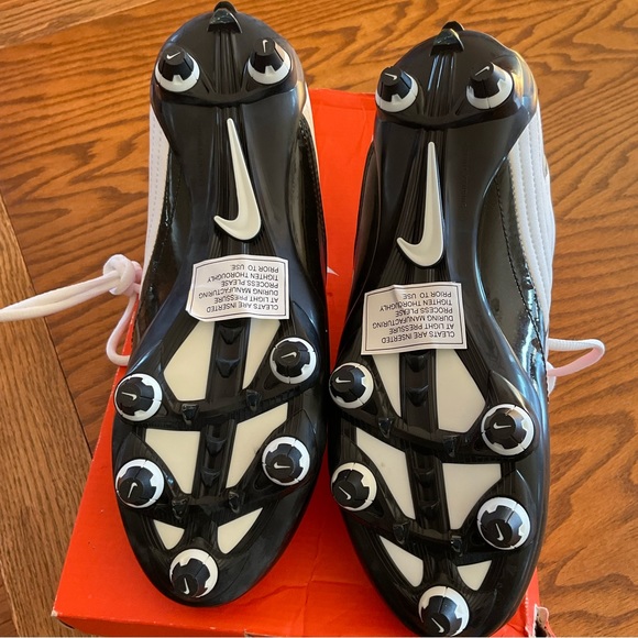 NWT Nike Super Speed D Men’s Football Cleats, Sz 8 (Euro 41) - Picture 8 of 12